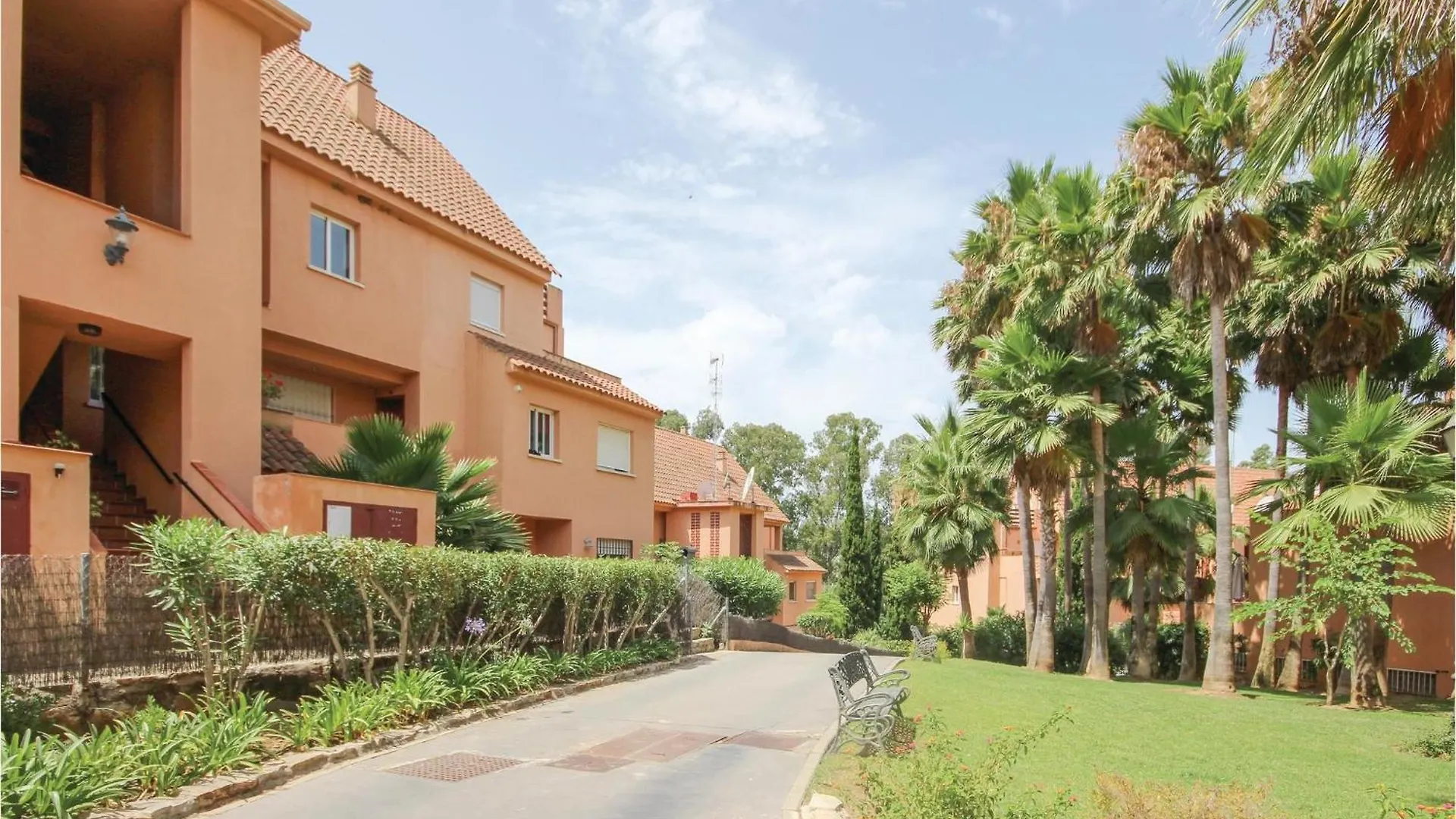Awesome Apartment In Casares Costa With Kitchen Bahia de Casares