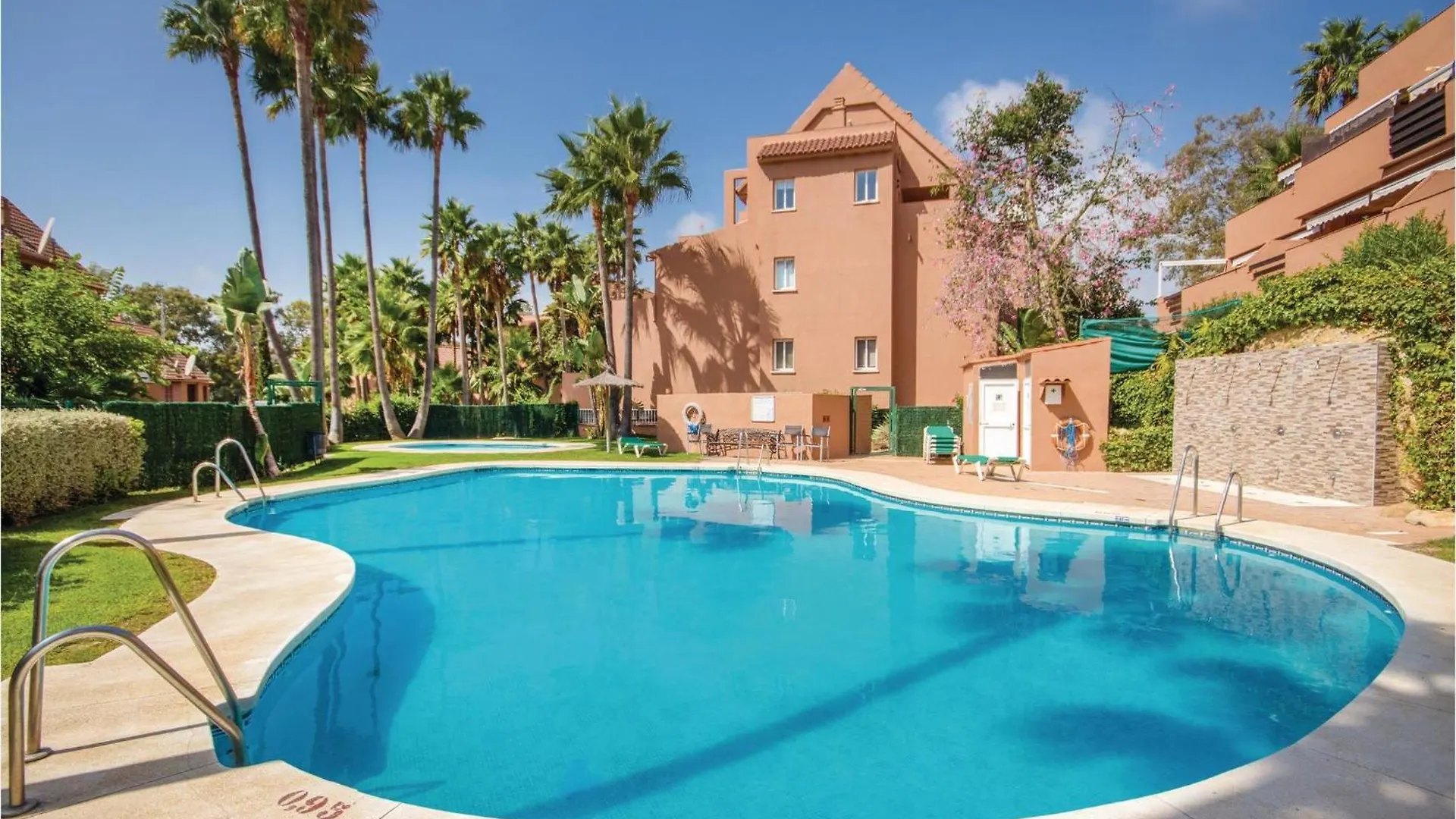 Awesome Apartment In Casares Costa With Kitchen Bahia de Casares